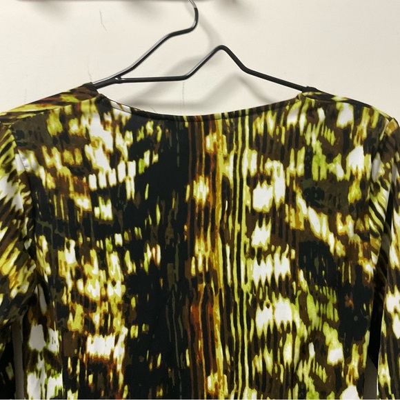 Cool Grace Elements Brown Yellow & Black Pleated Accent Polyester Spandex Top! - Picture 9 of 11